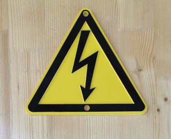 Warn- und Elektrizittsschilder 